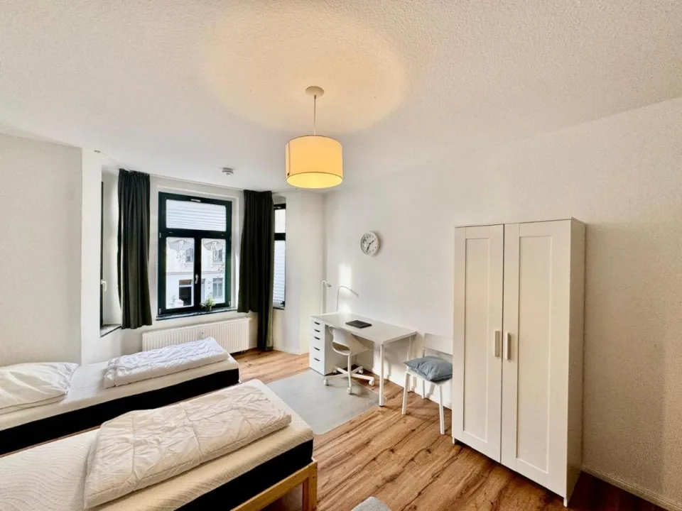 Große Wohnung für Gruppen, zentral gelegen